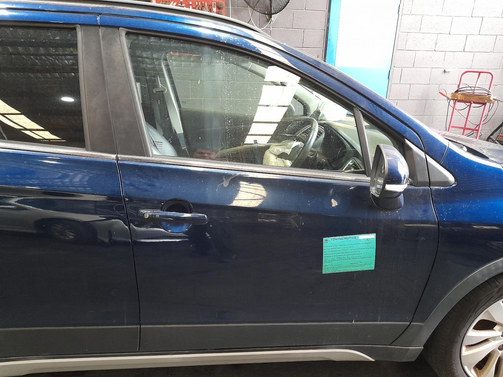View Auto part Right Front Door Suzuki S-cross 2016