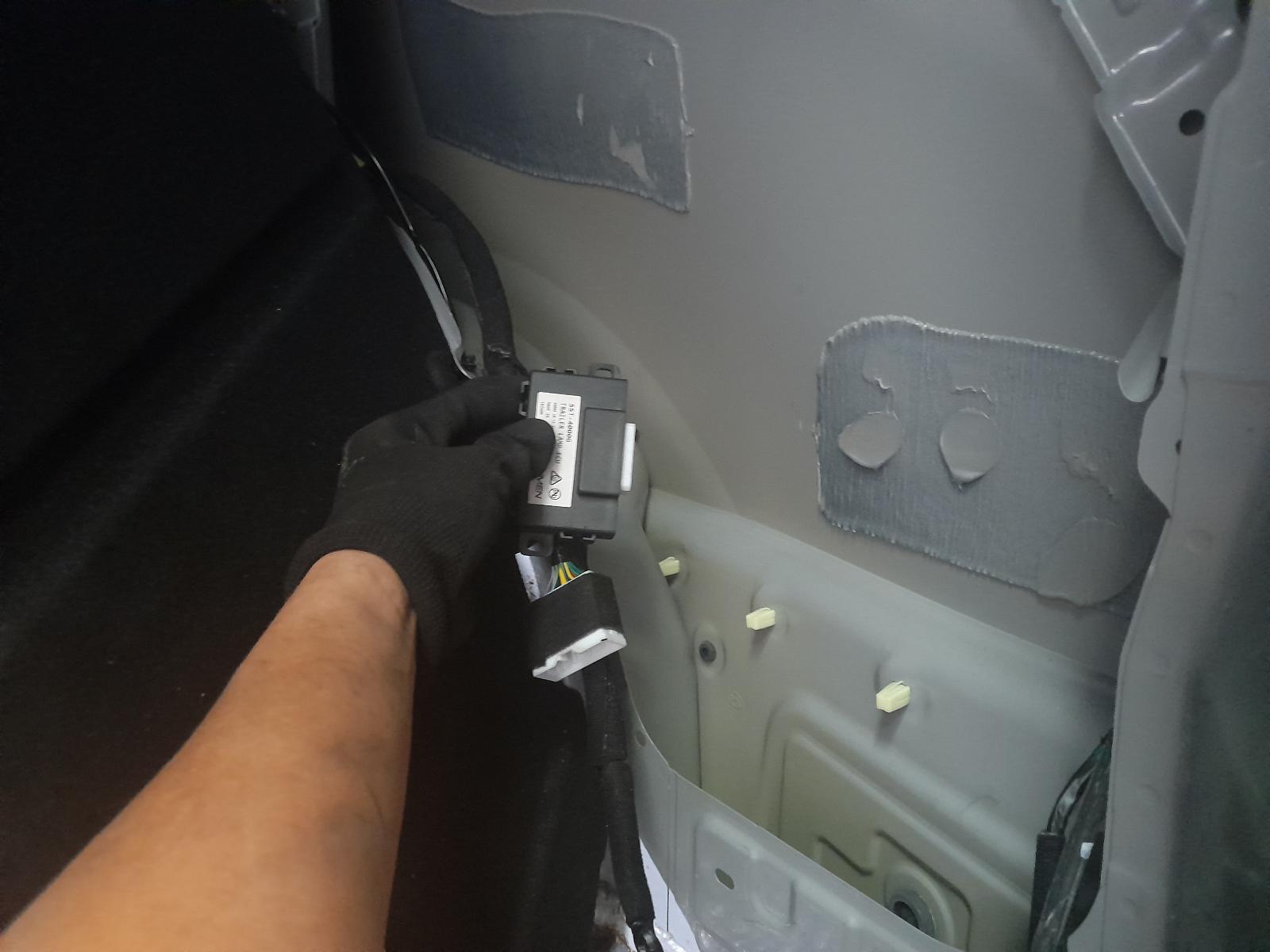 View Auto part Towbar Hyundai Staria 2021