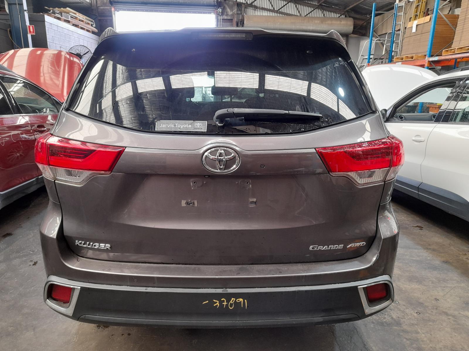 View Auto part Bootlid/Tailgate Toyota Kluger 2017
