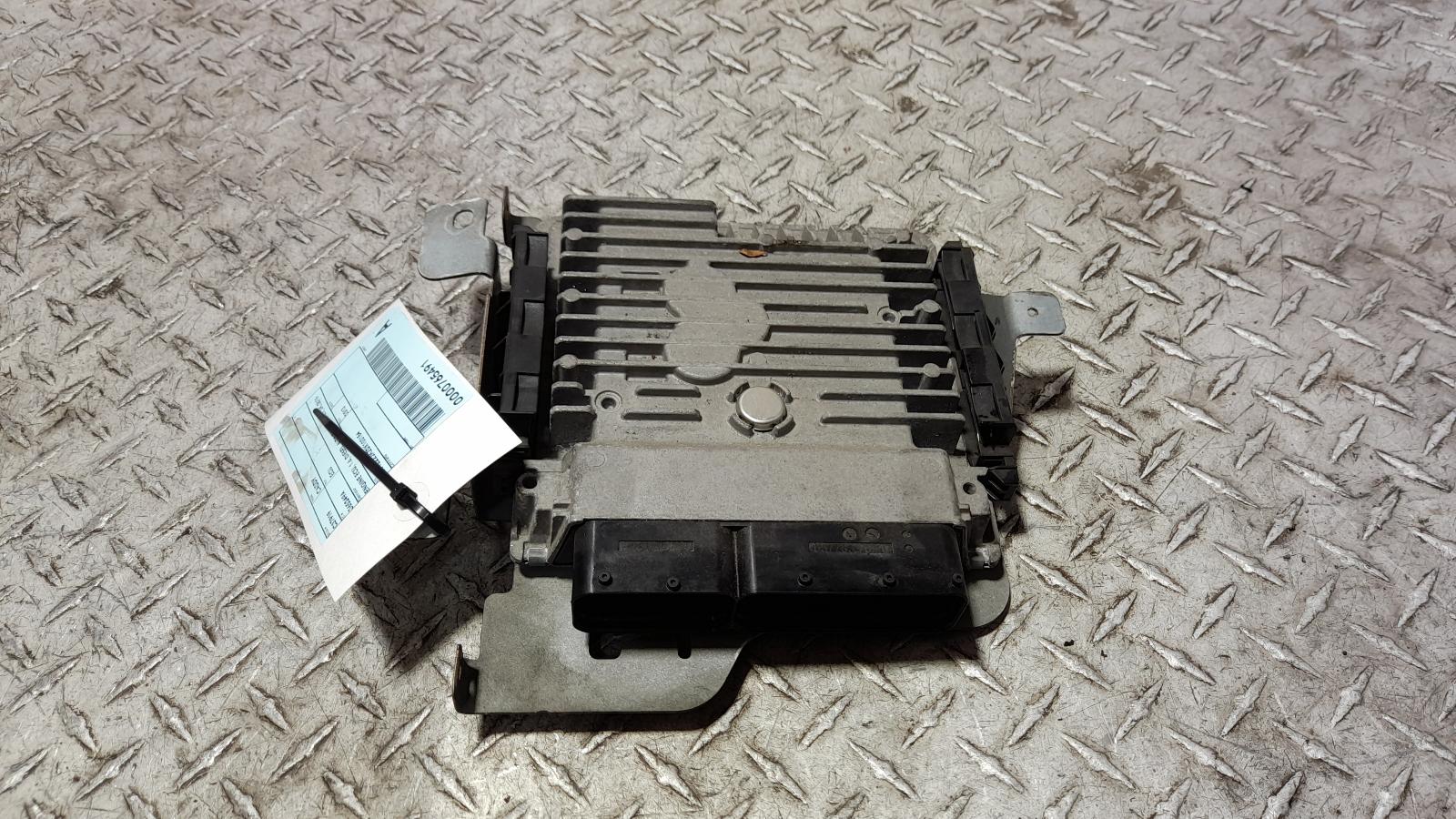 View Auto part Ecu Volkswagen Caddy 2013