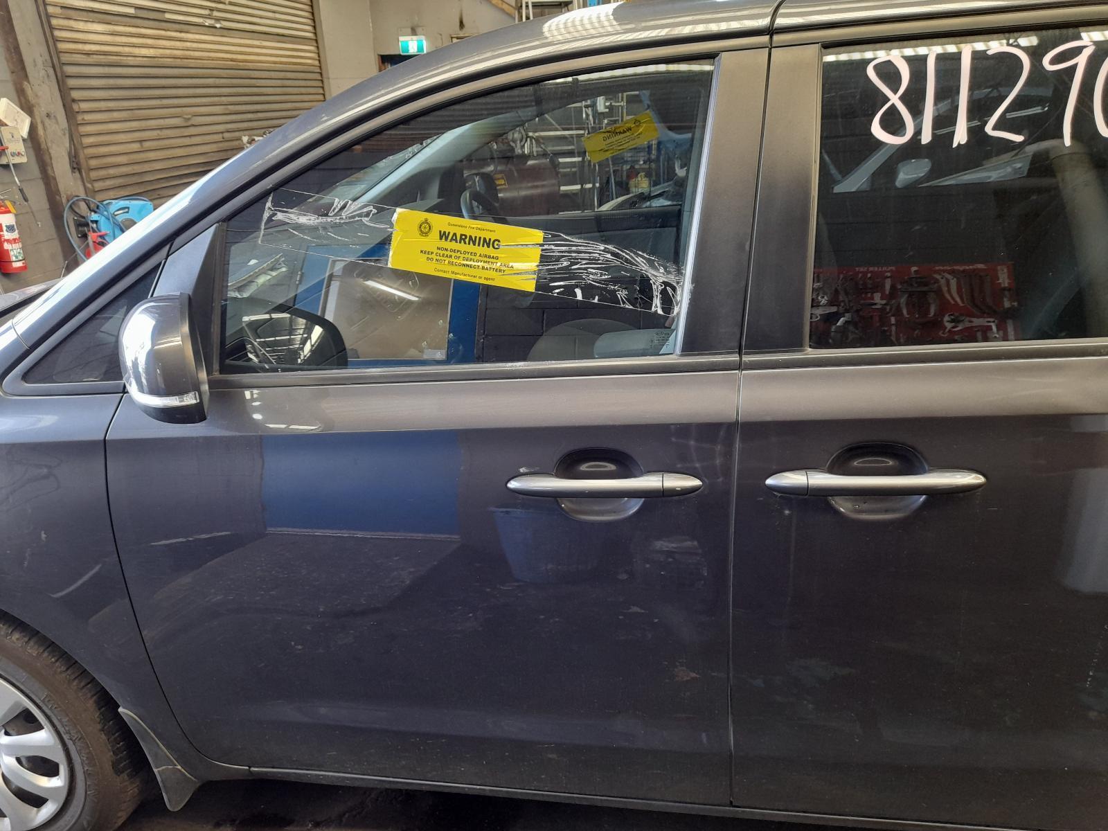 View Auto part Left Front Door Kia Carnival/grand Carnival 2016