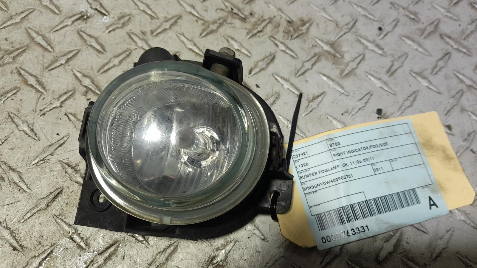 View Auto part Right Indicator/Fog/Side Mazda Bt50 2011