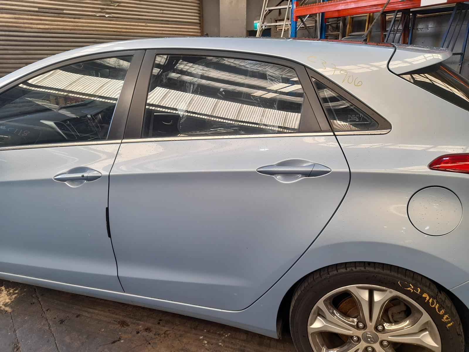 View Auto part Left Rear Door/Sliding Hyundai I30 2013