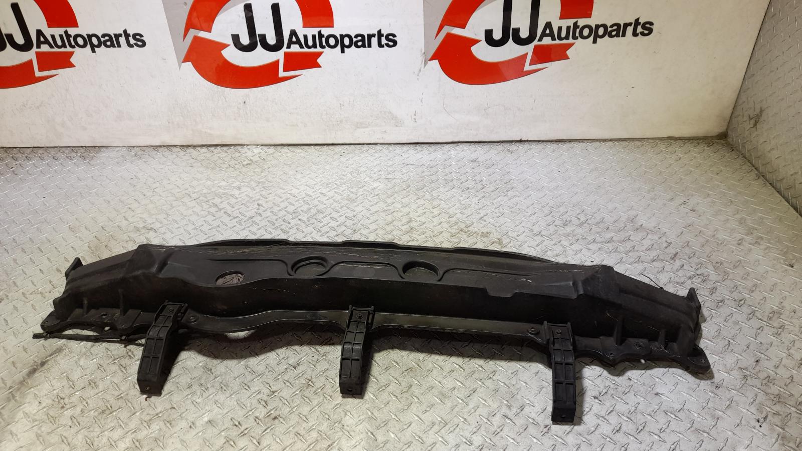 View Auto part R/Bar Bracket/Reinfo Hyundai I30 2013