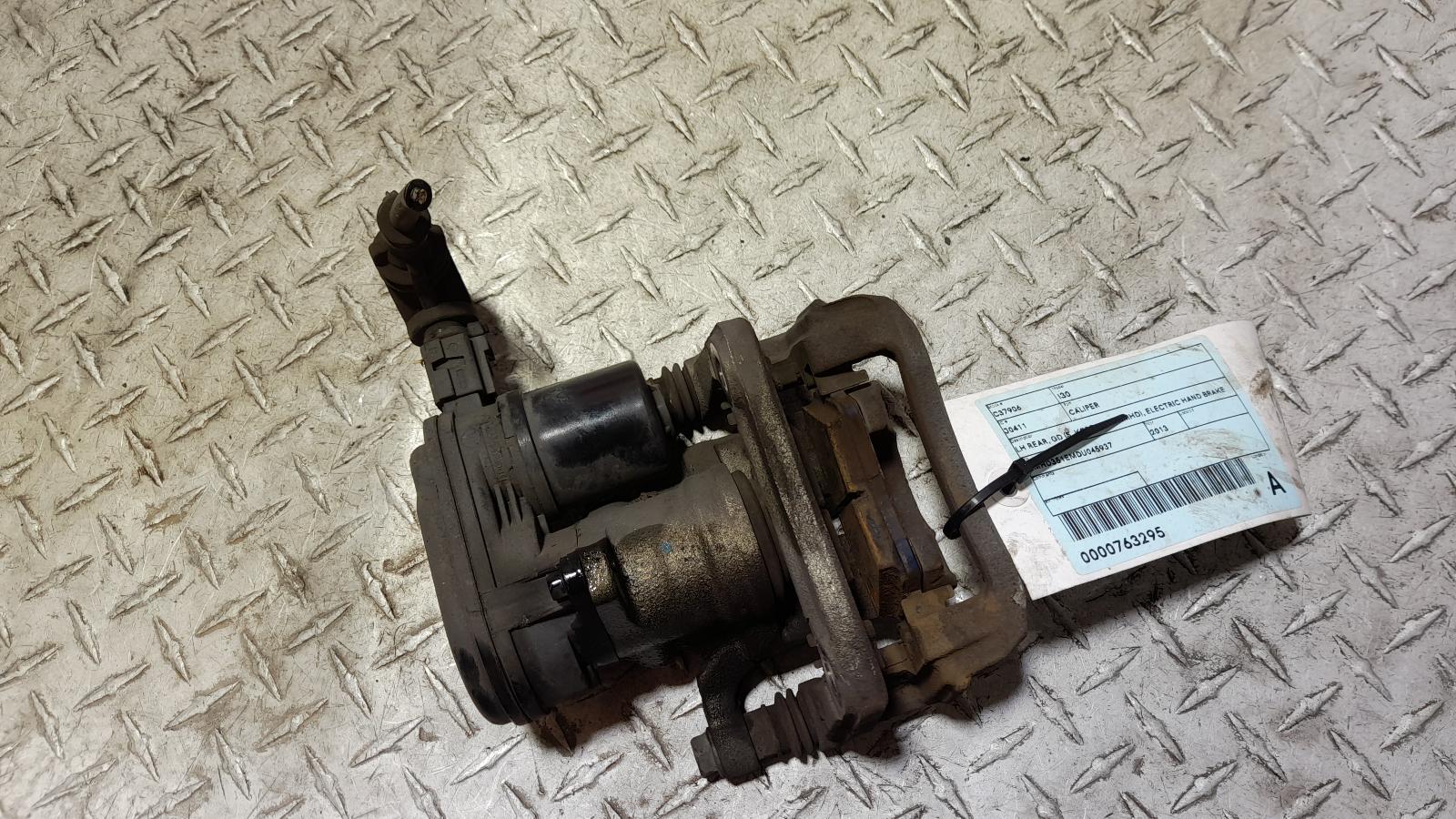 View Auto part Caliper Hyundai I30 2013