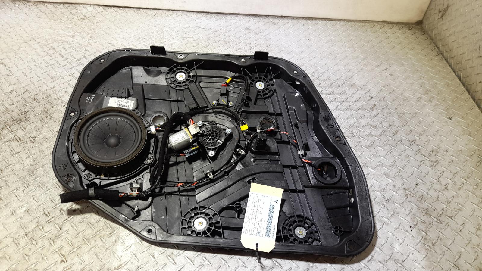 View Auto part Left Front Window Reg/Motor Hyundai Tucson 2016