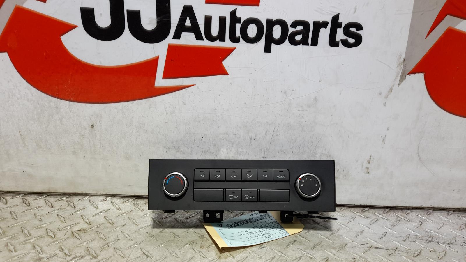 View Auto part Heater/Ac Controls Hyundai Staria 2023