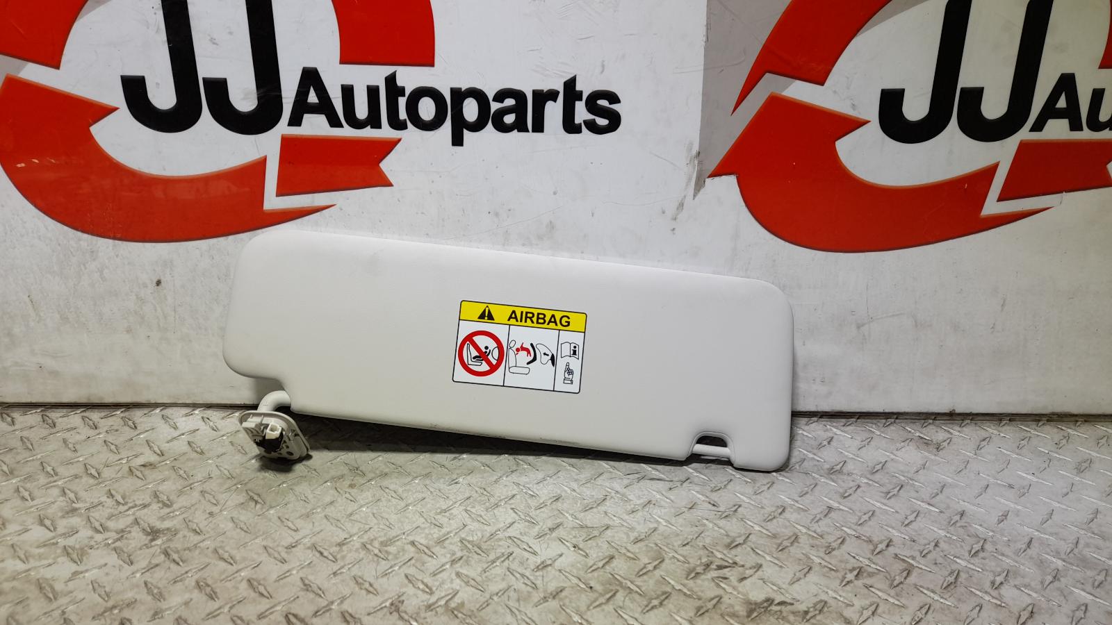 View Auto part Sunvisor Hyundai Staria 2023