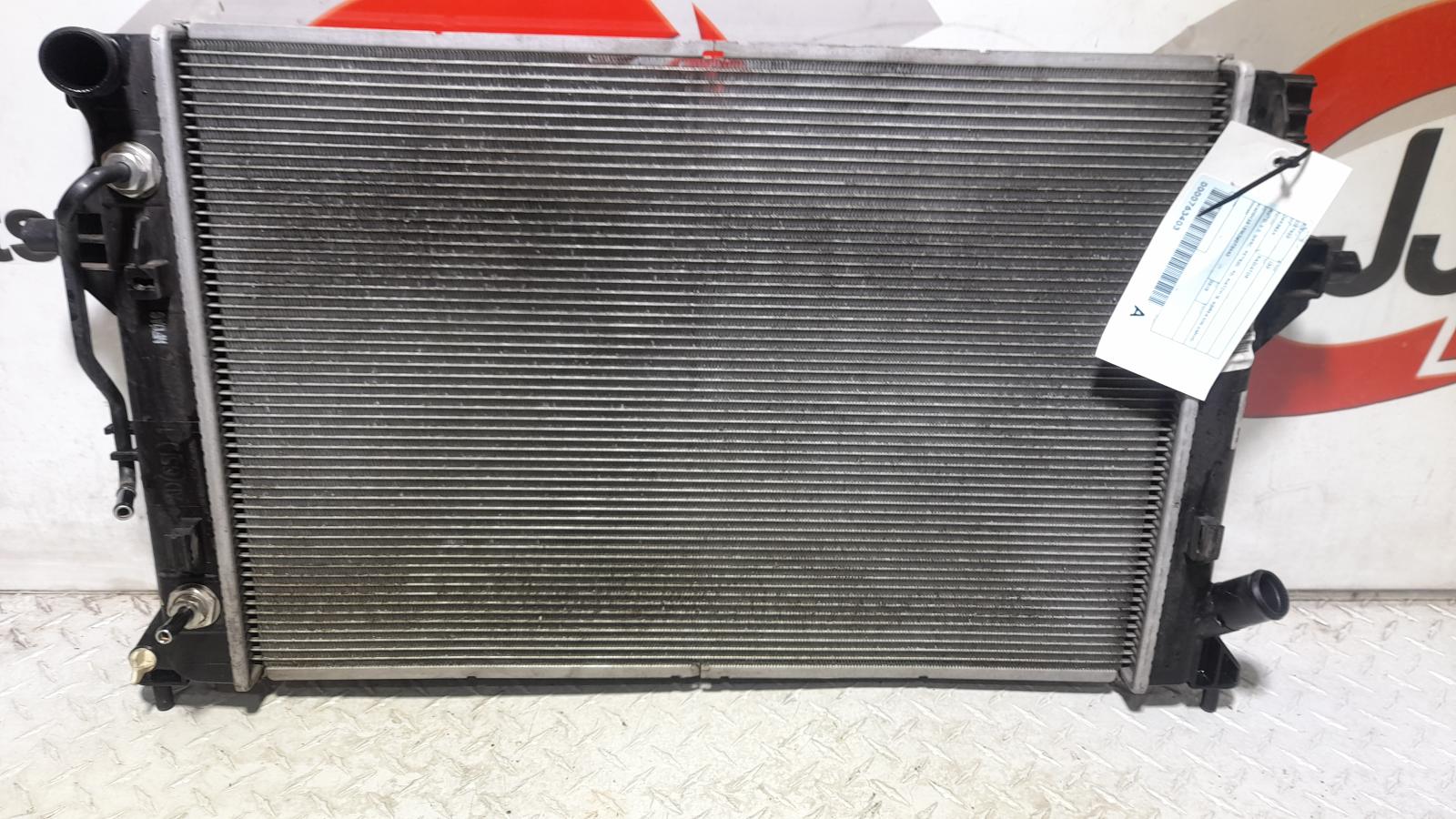 View Auto part Radiator Hyundai I30 2018