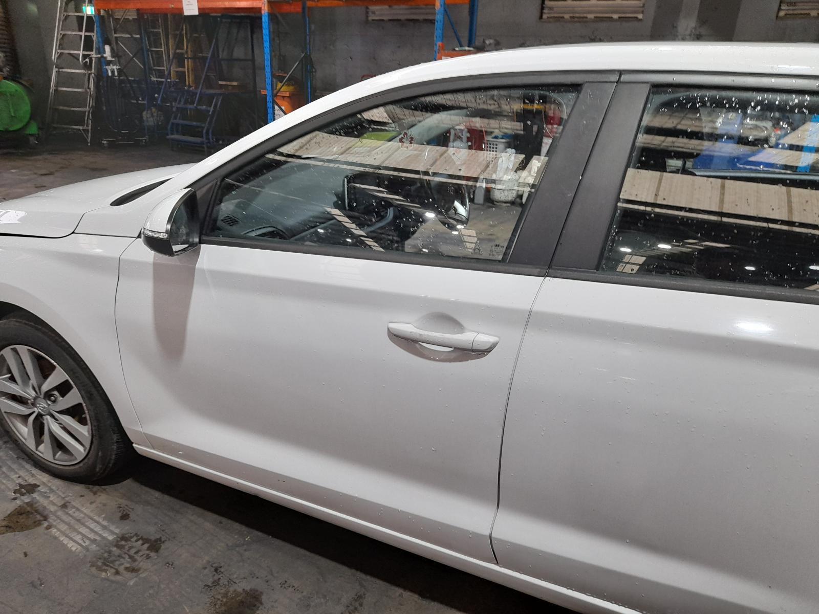 View Auto part Left Front Door Hyundai I30 2018