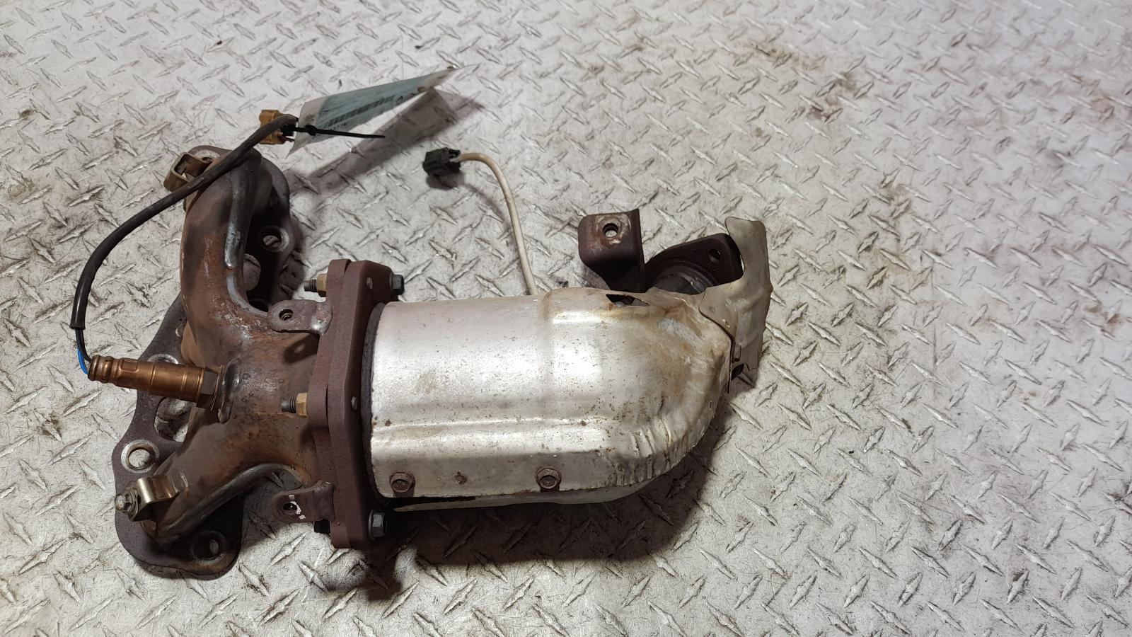 View Auto part Catalytic Converter Nissan Pathfinder 2015