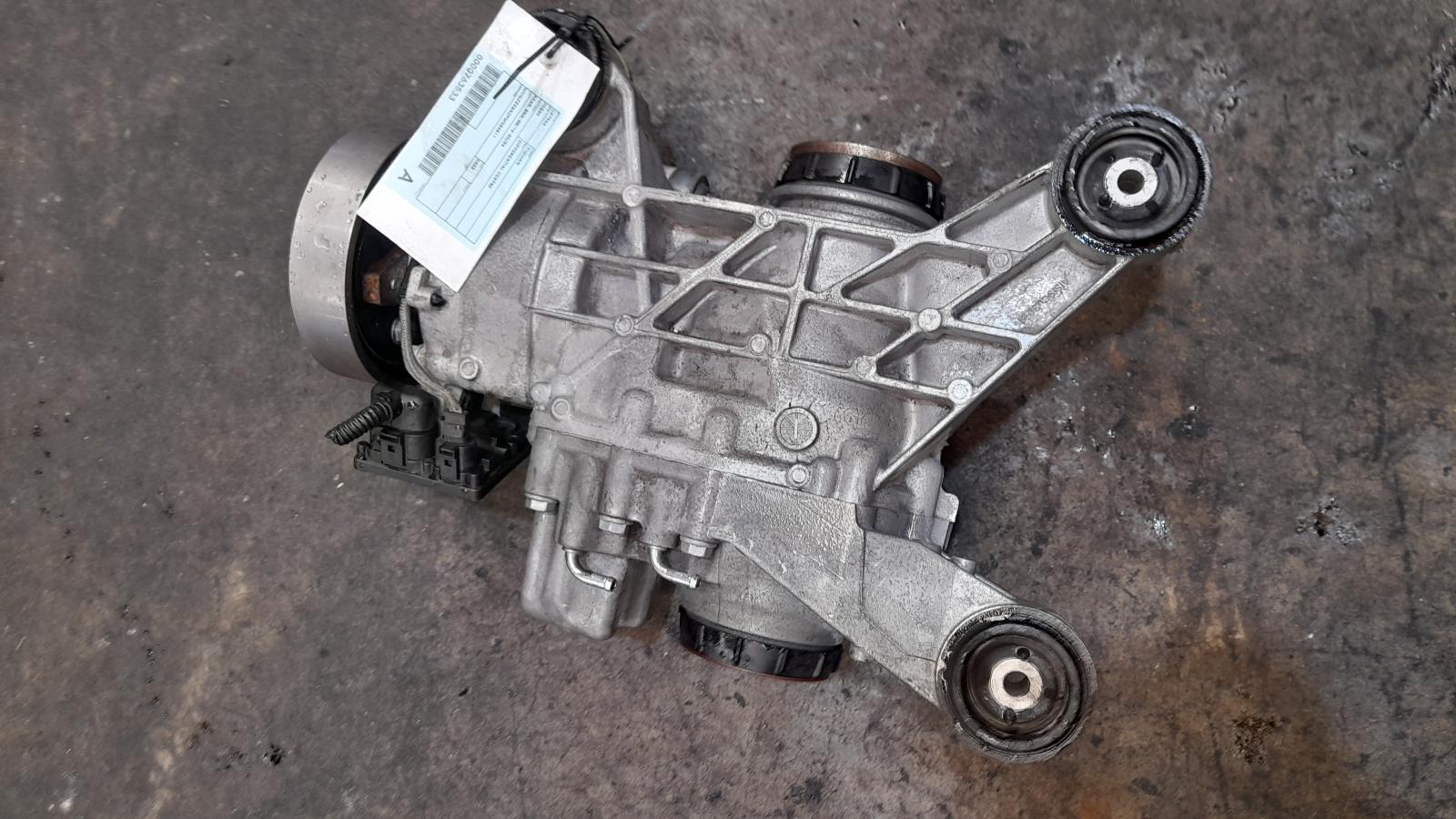 View Auto part Differential Centre Volkswagen Tiguan 2023