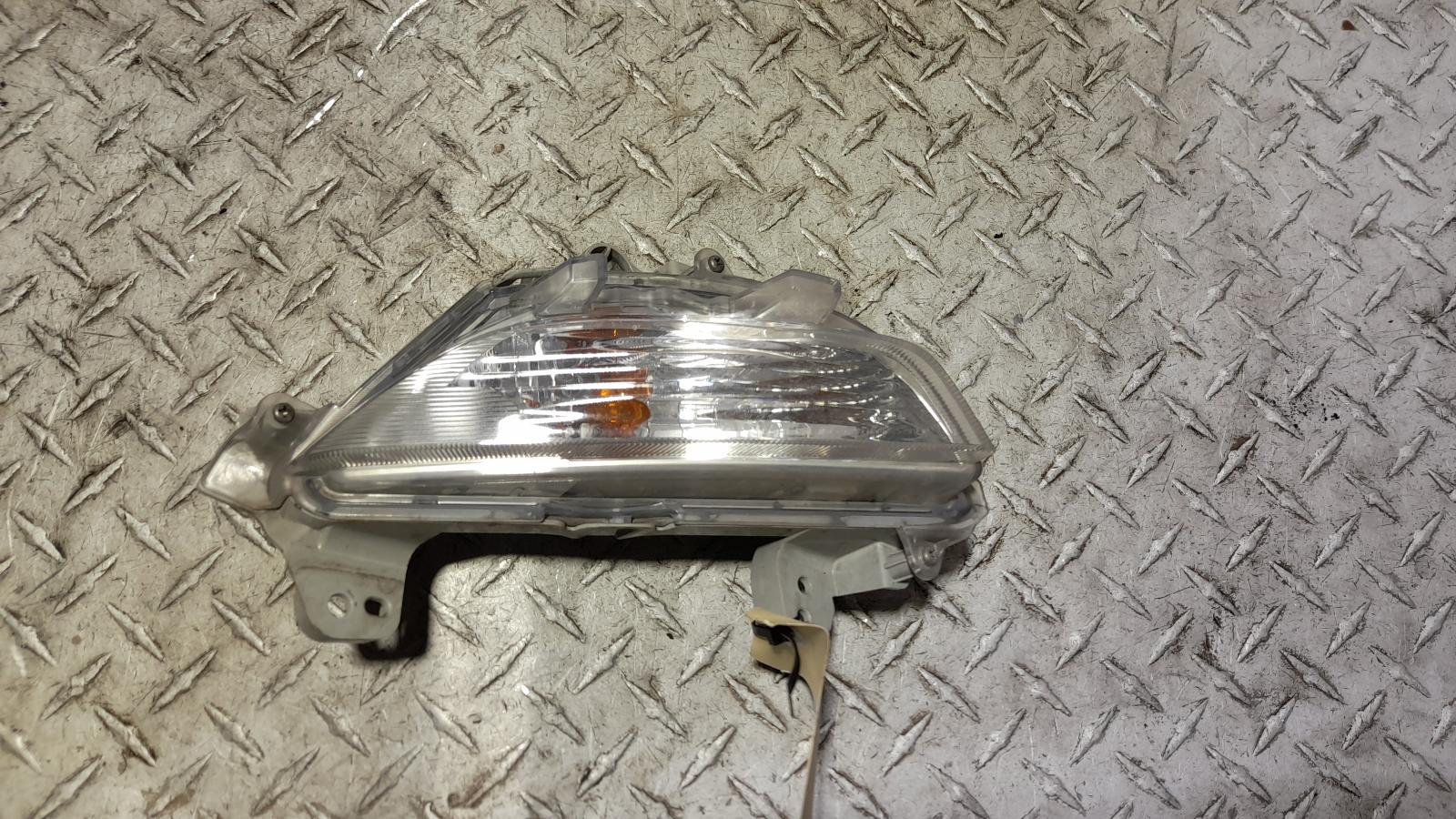 View Auto part Right Indicator/Fog/Side Mazda 3 2015