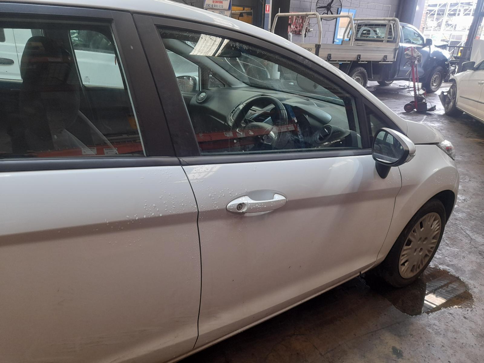 View Auto part Right Front Door Ford Fiesta 2017