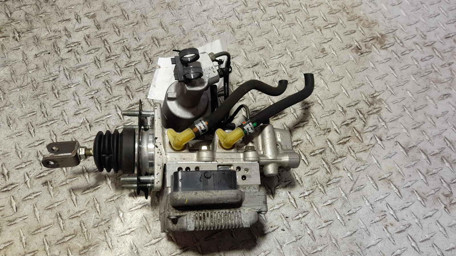 View Auto part Abs Pump/Modulator Toyota Camry 2012