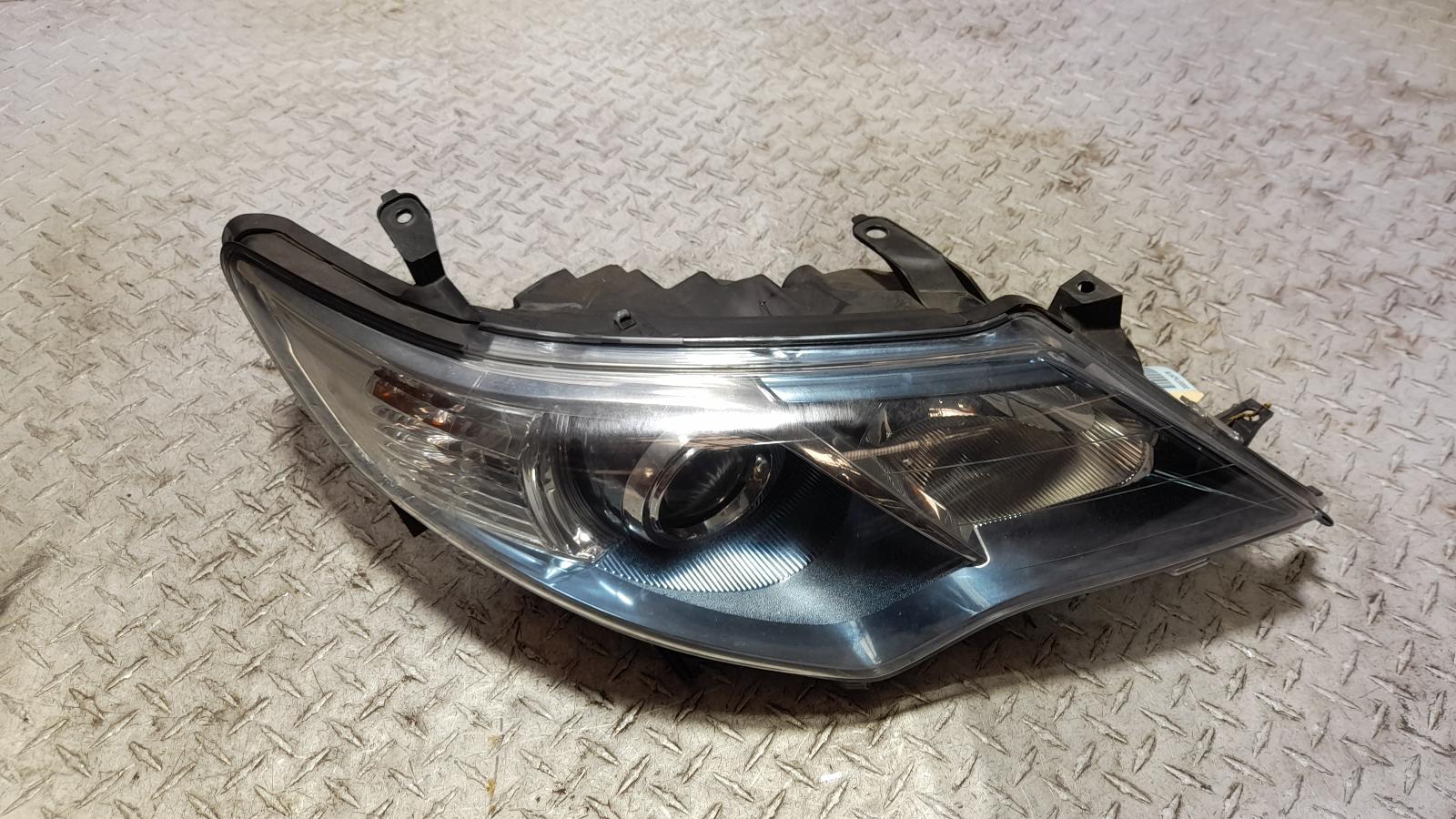 View Auto part Right Headlamp Toyota Camry 2012