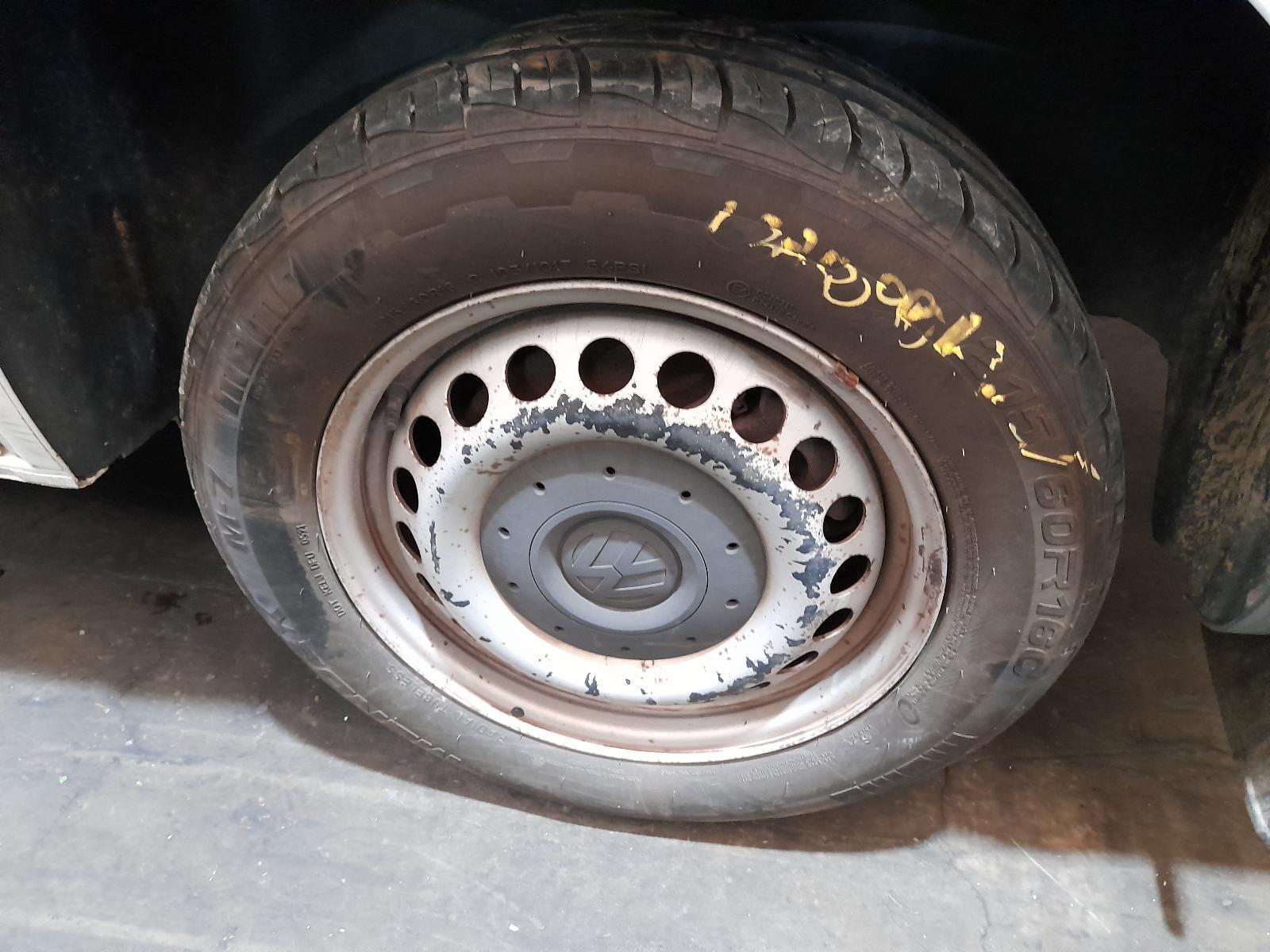 View Auto part Wheel Standard/Steel Volkswagen Transporter 2014