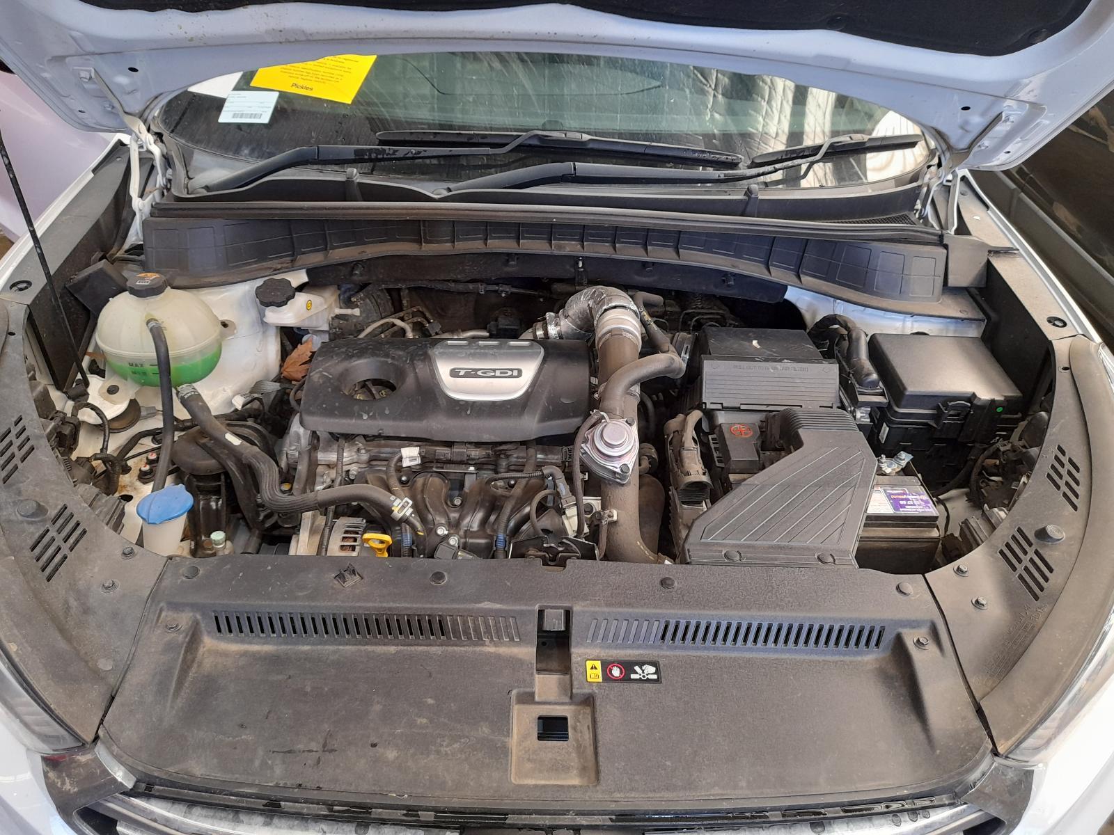 View Auto part Engine Hyundai Tucson 2016