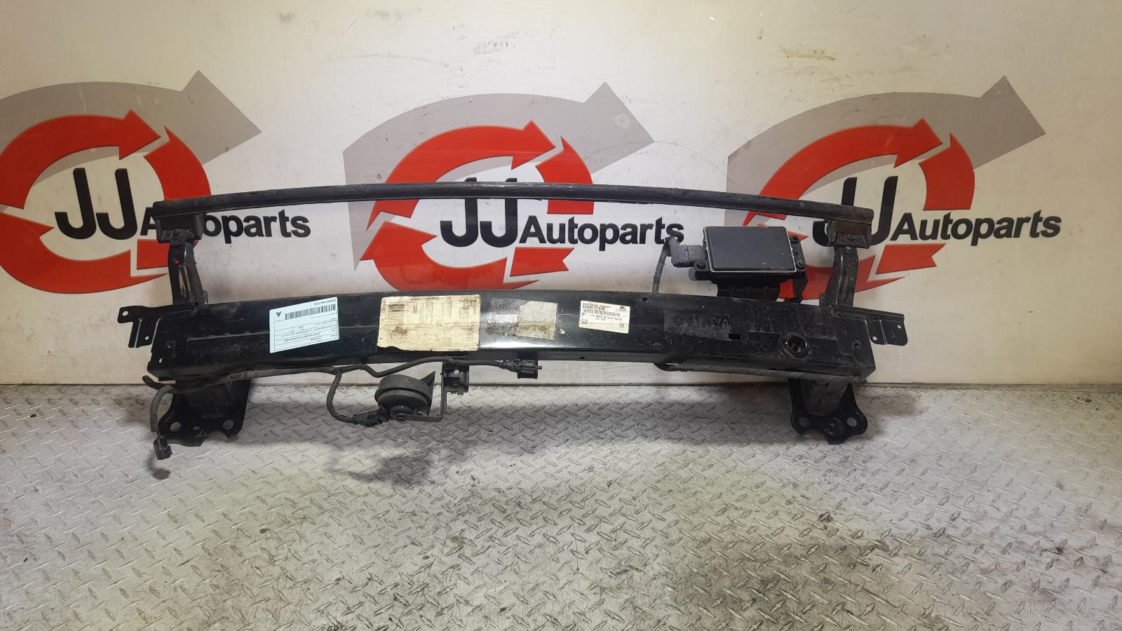 View Auto part F/Bar Reinforc/Brack Hyundai Tucson 2016