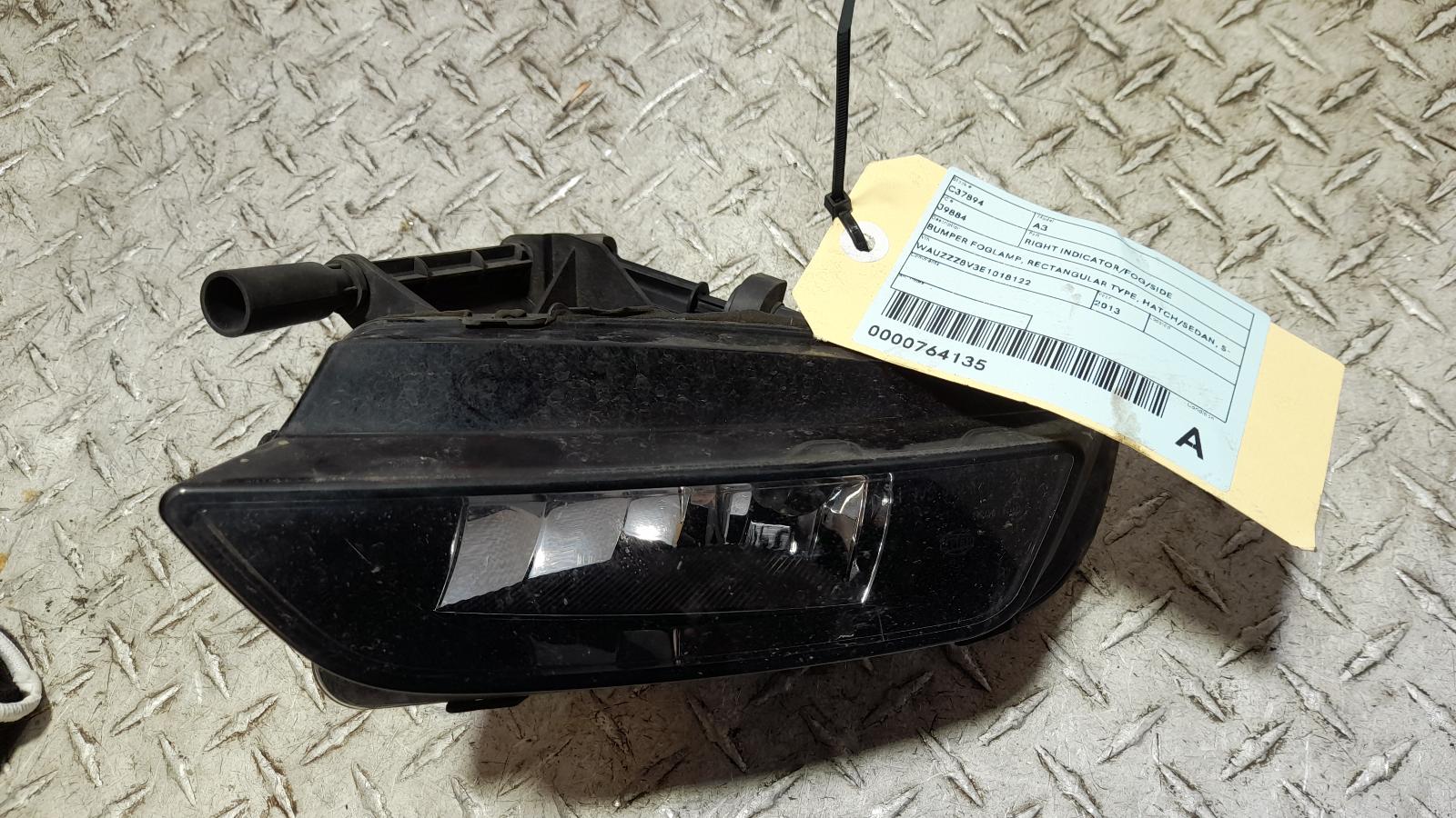 View Auto part Right Indicator/Fog/Side Audi A3 2013