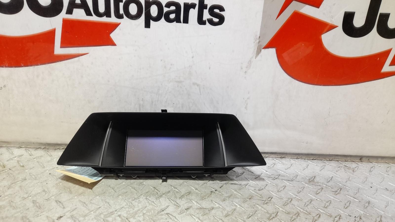 View Auto part Radio/Cd/Dvd/Sat/Tv Bmw X1 2014