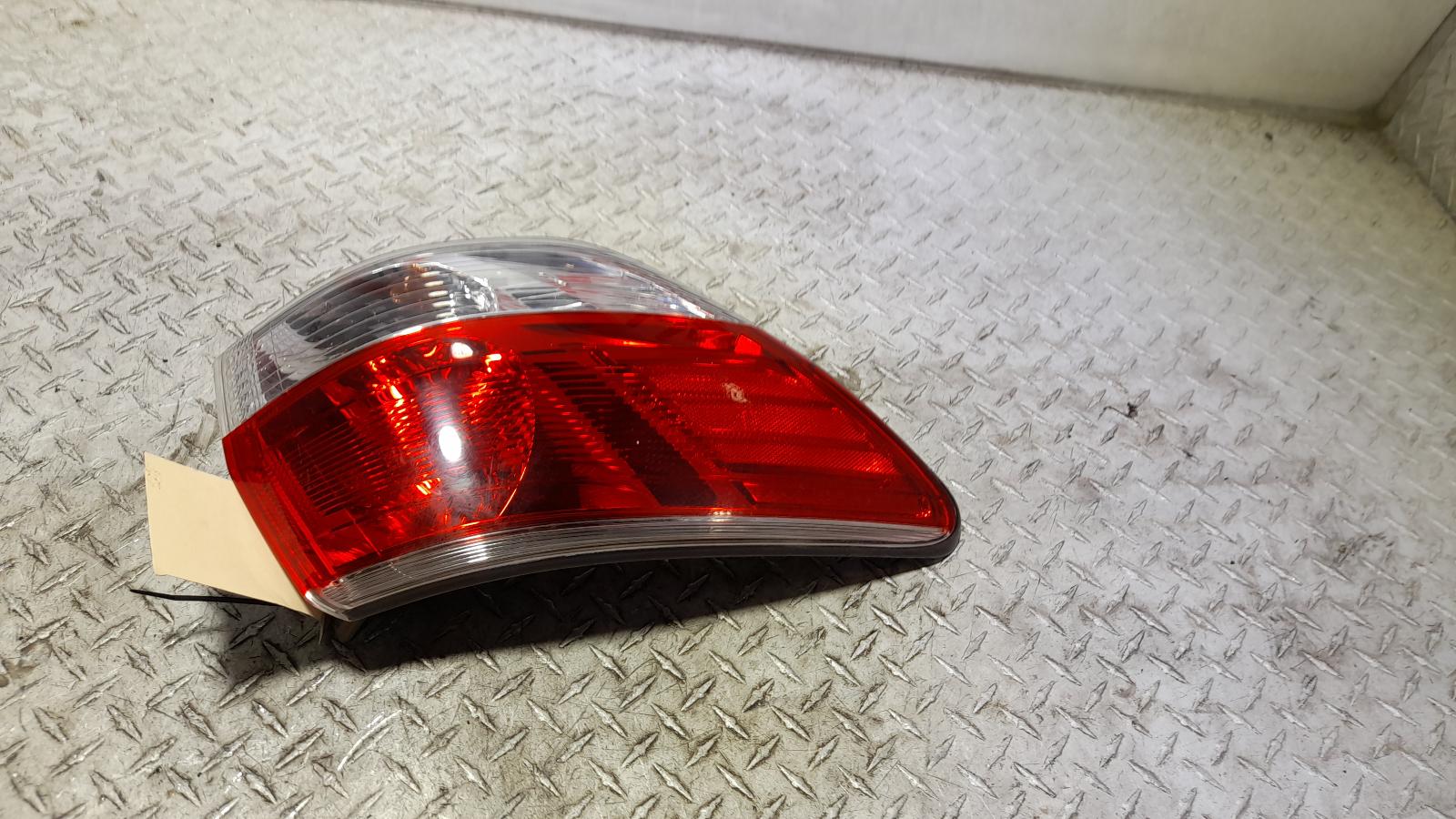 View Auto part Left Taillight Nissan Pathfinder 2015