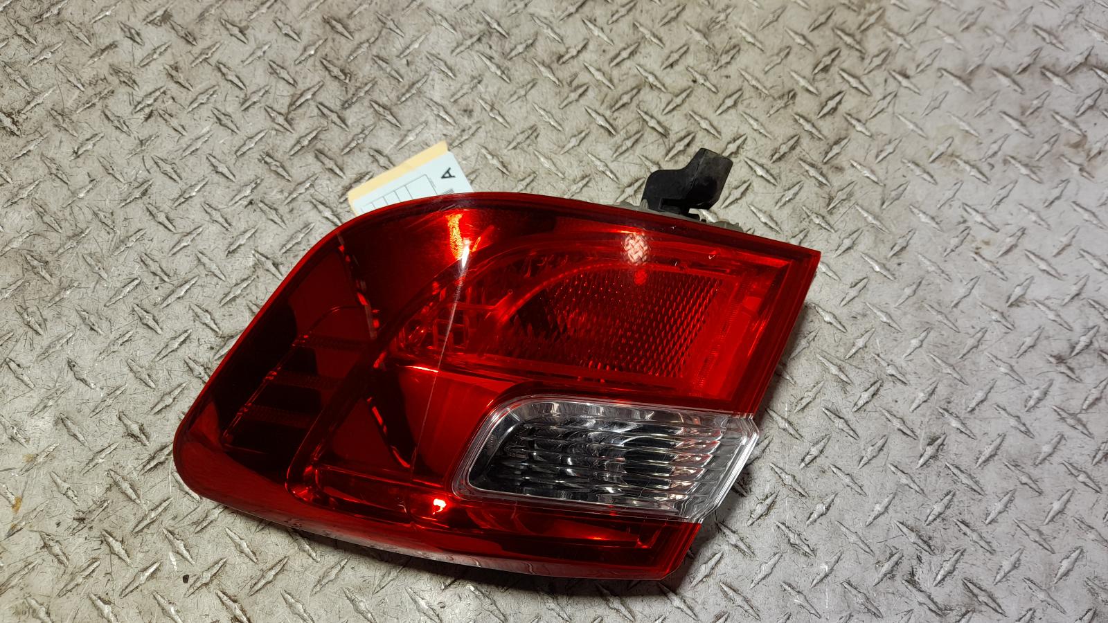 View Auto part Right Taillight Toyota Aurion 2014