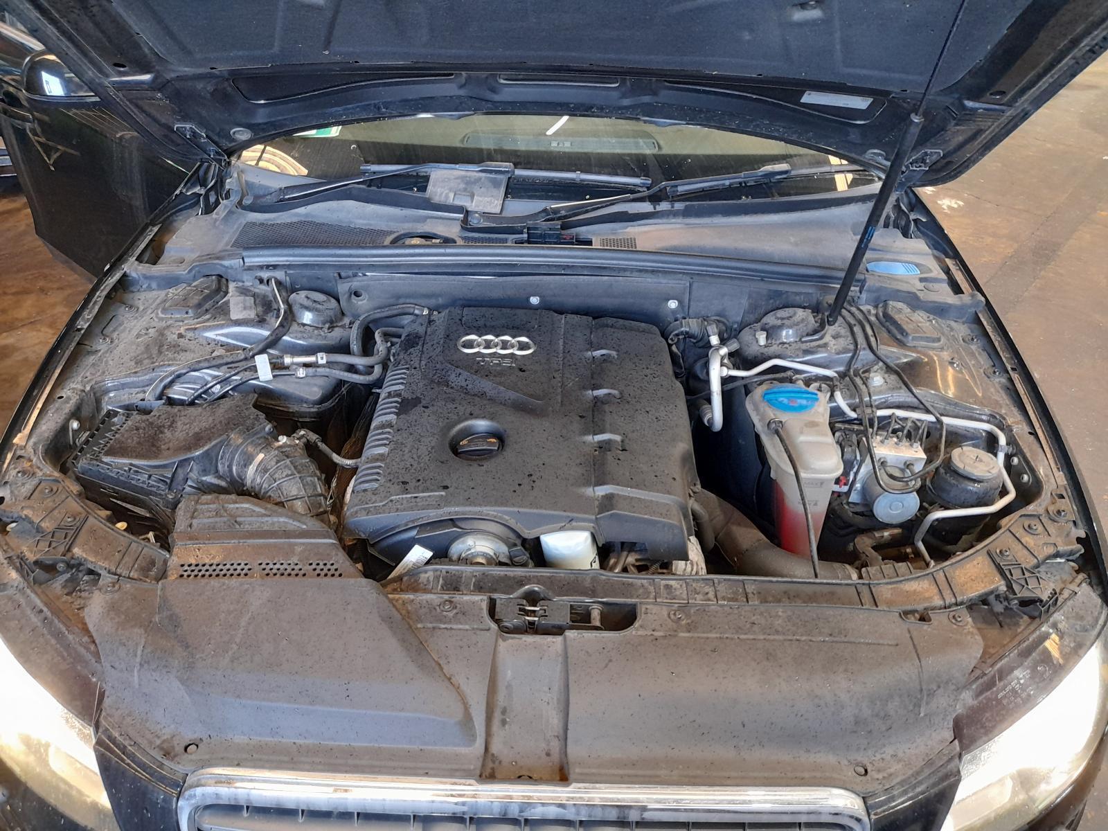View Auto part Engine Audi A4 2011