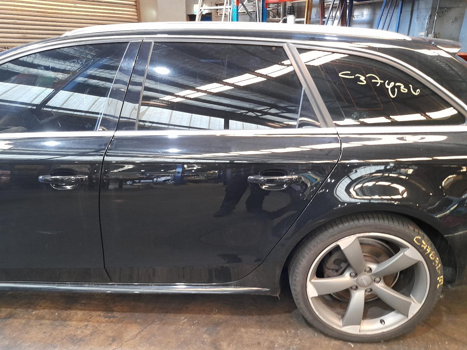 View Auto part Left Rear Door/Sliding Audi A4 2011