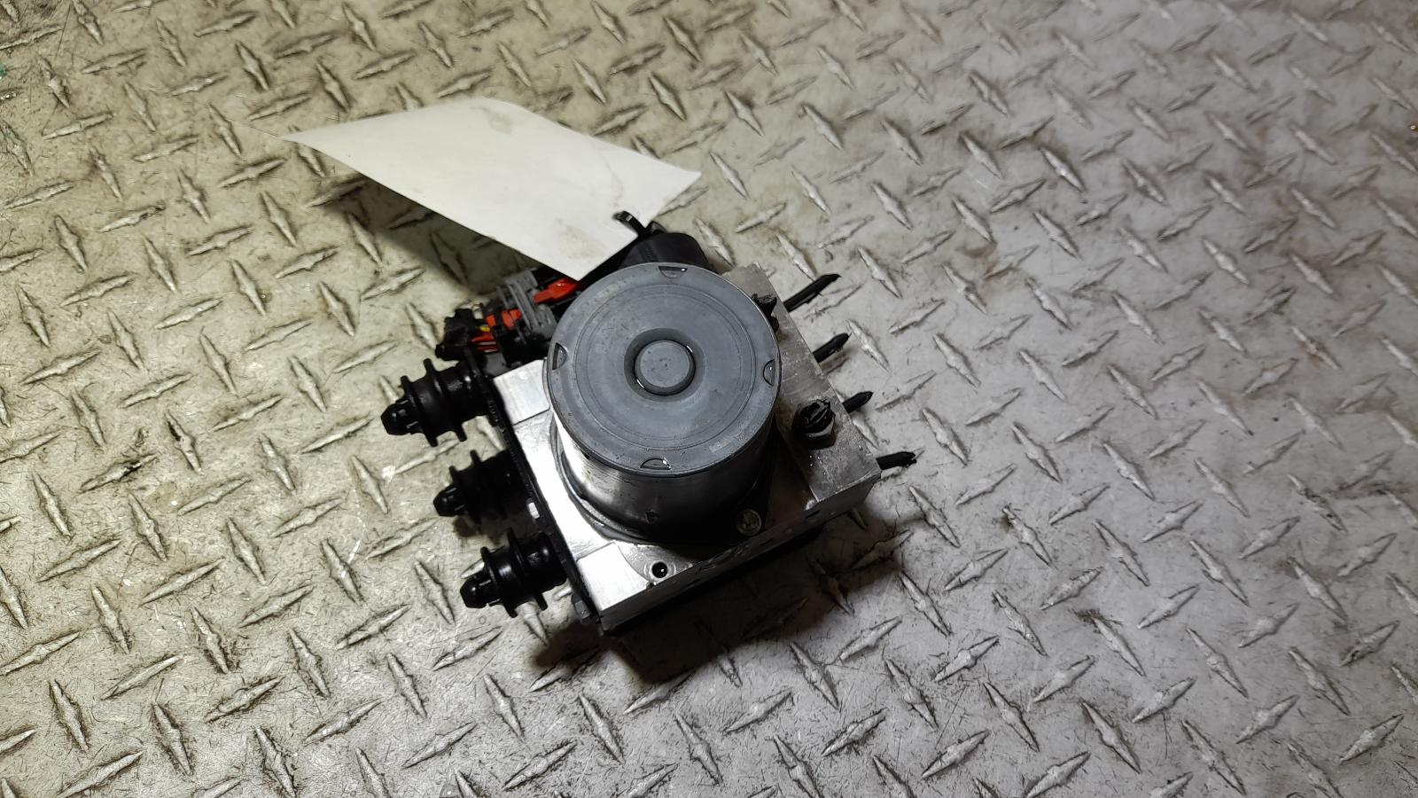View Auto part Abs Pump/Modulator Audi Q5 2015