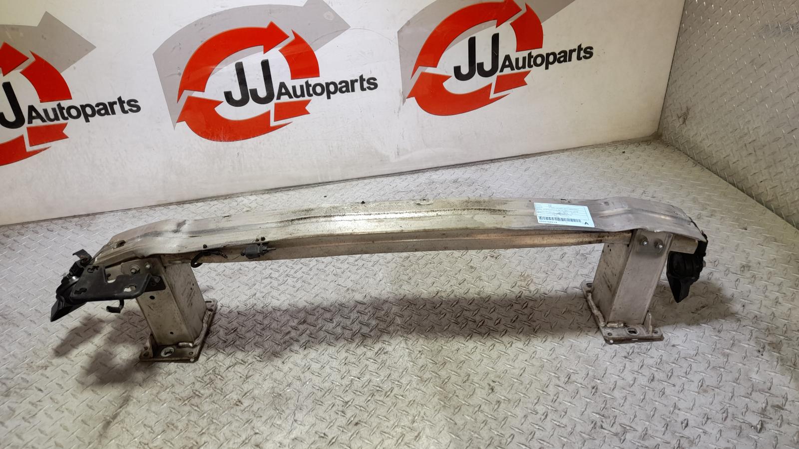 View Auto part F/Bar Reinforc/Brack Audi Q5 2015