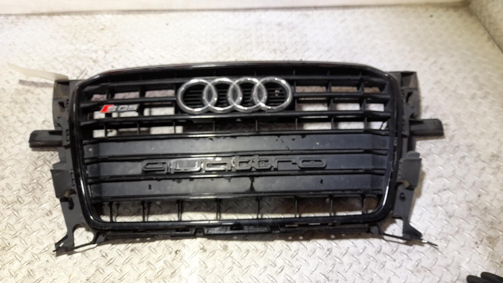 View Auto part Grille Audi Q5 2015