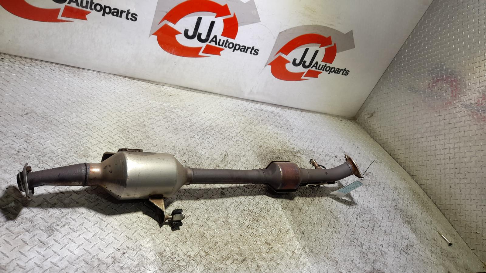 View Auto part Catalytic Converter Toyota Corolla 2020