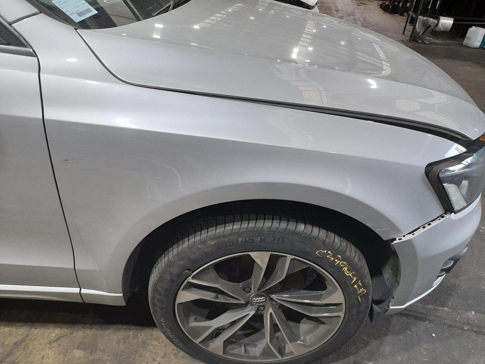 View Auto part Right Guard Audi Q5 2011