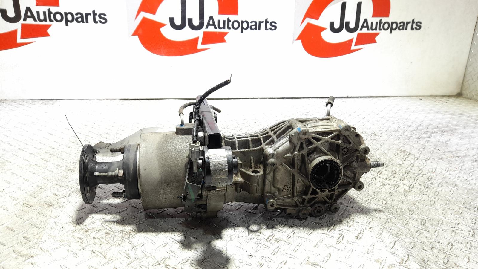 View Auto part Differential Centre Nissan Pathfinder 2018