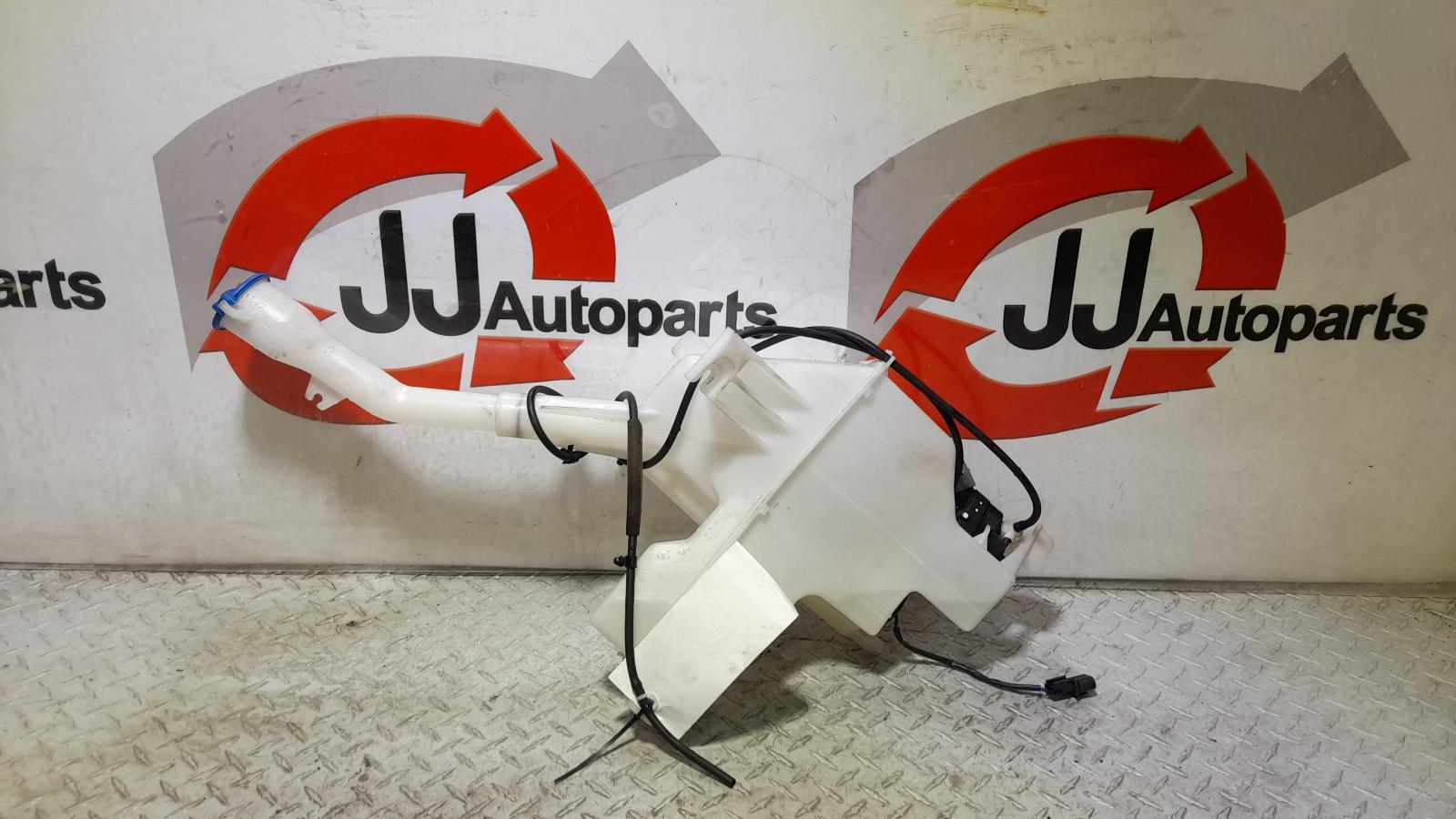 View Auto part Washer Bottle Kia Carnival/grand Carnival 2022