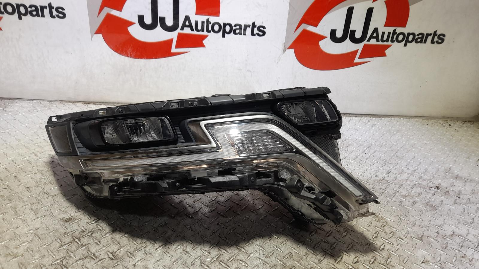 View Auto part Right Headlamp Kia Carnival/grand Carnival 2022