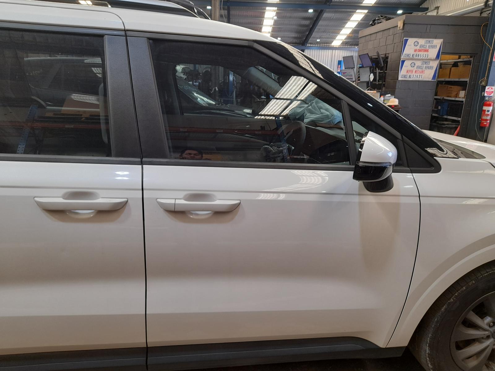 View Auto part Right Front Door Kia Carnival/grand Carnival 2022