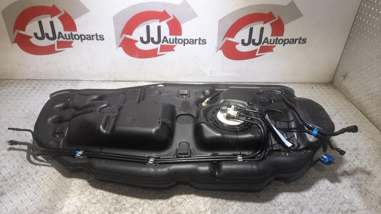 View Auto part Fuel Tank Kia Carnival/grand Carnival 2022