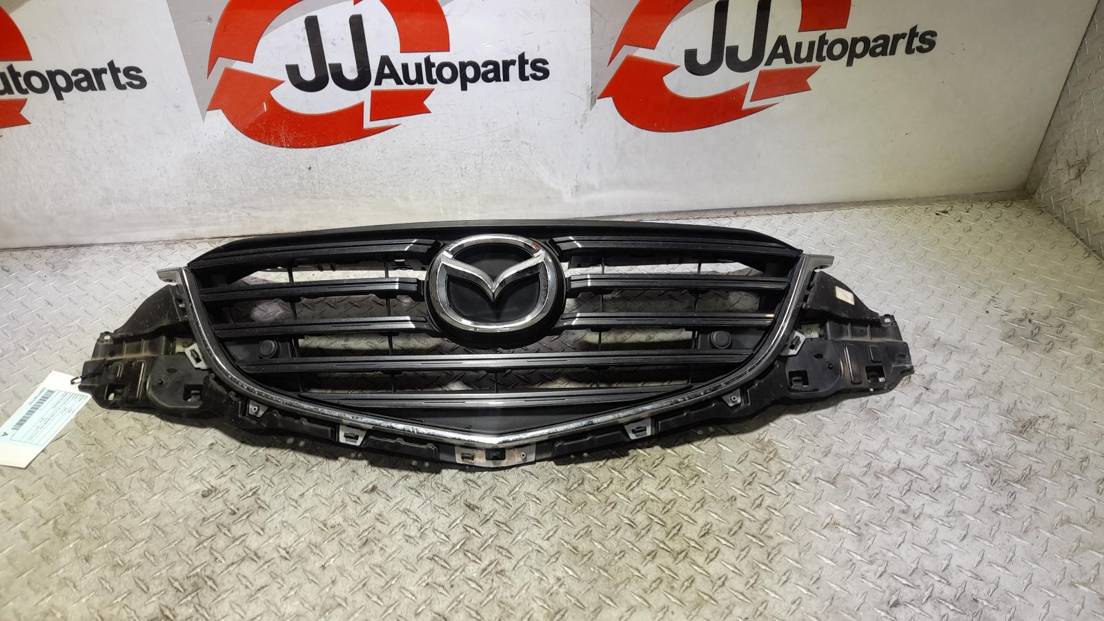 View Auto part Grille Mazda Cx5 2015