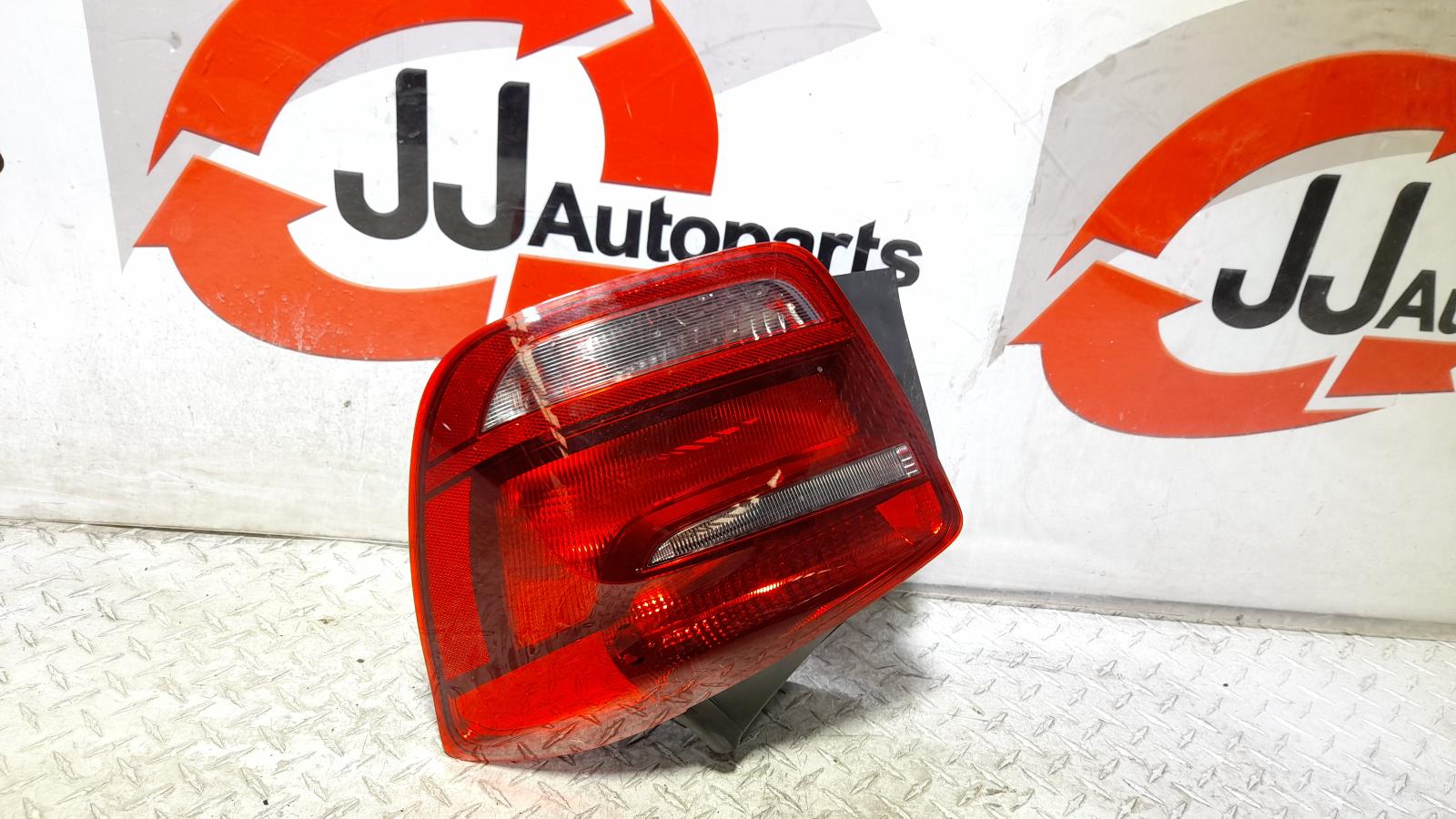 View Auto part Right Taillight Bmw 1 Series 2014