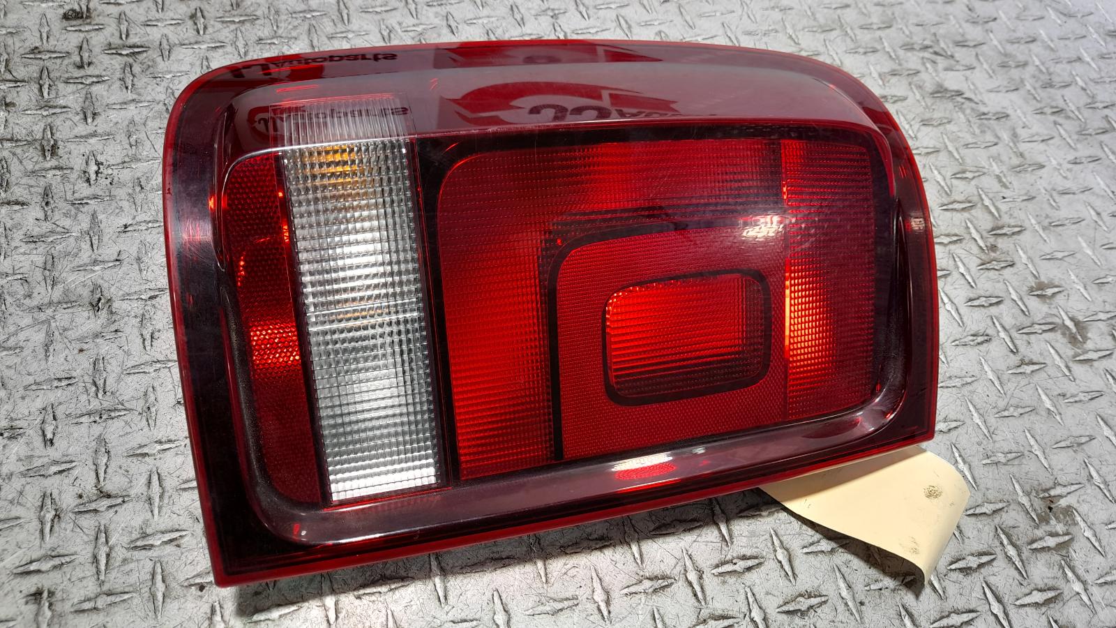 View Auto part Left Taillight Volkswagen Amarok 2017
