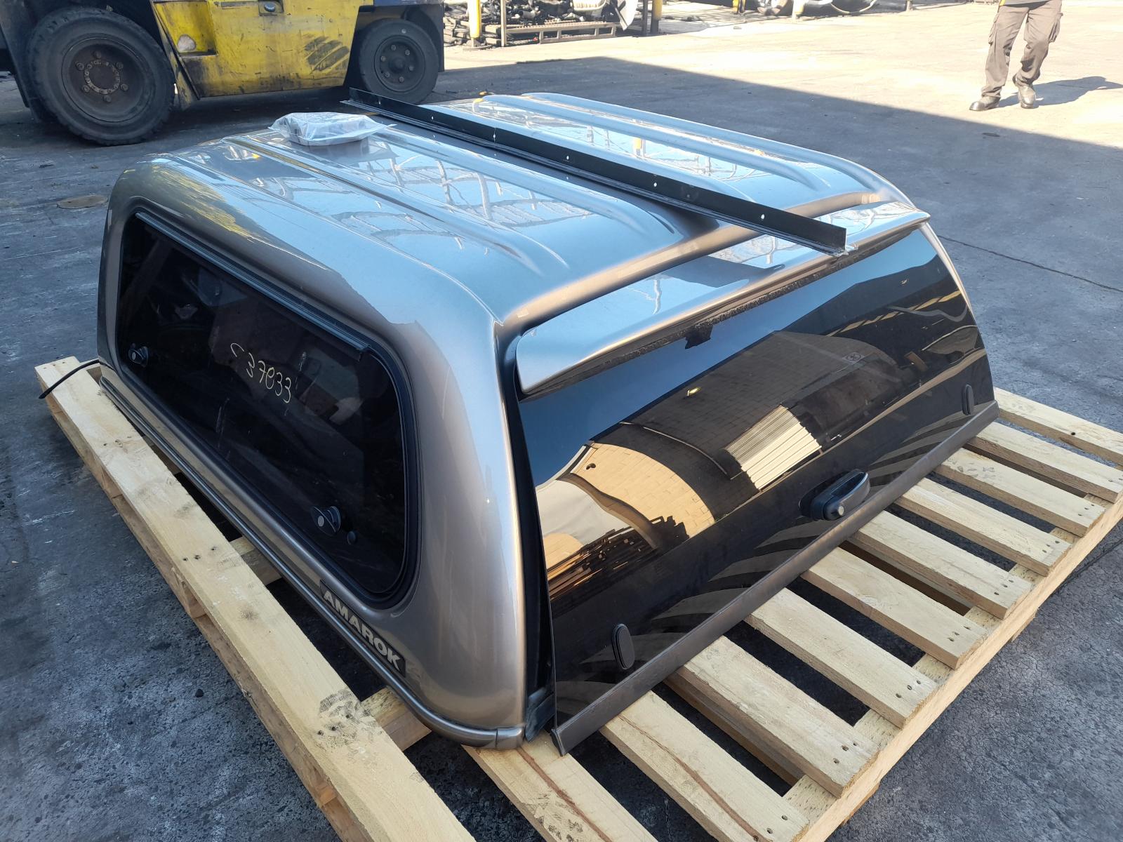 View Auto part Tonneau/Cover Volkswagen Amarok 2017