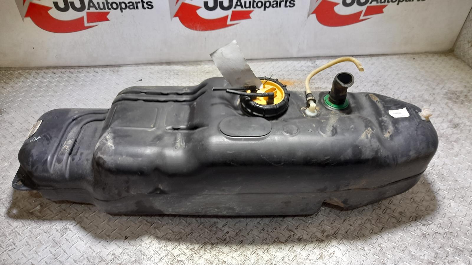 View Auto part Fuel Tank Volkswagen Amarok 2017