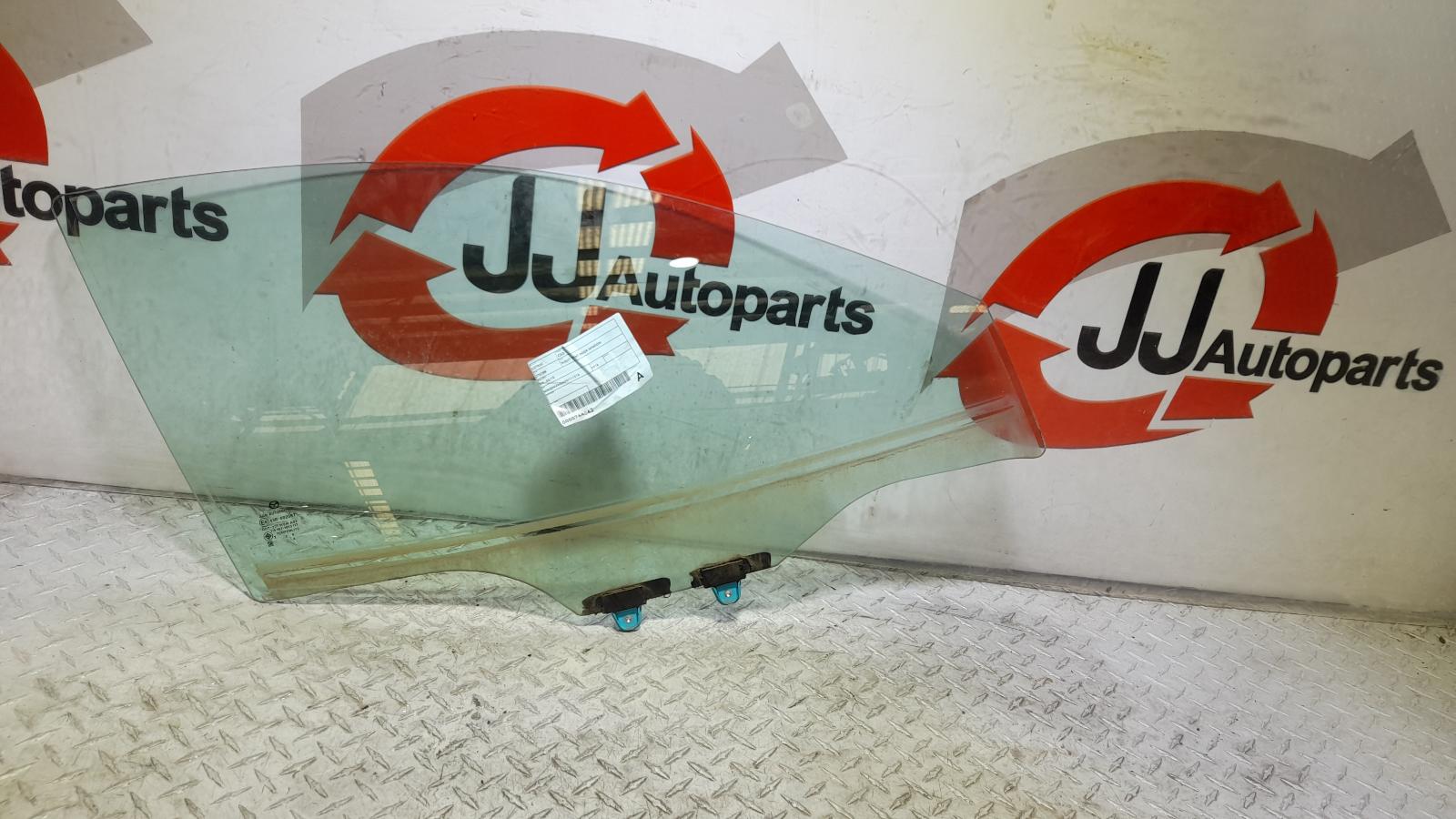 View Auto part Right Front Door Window Mazda Cx3 2016
