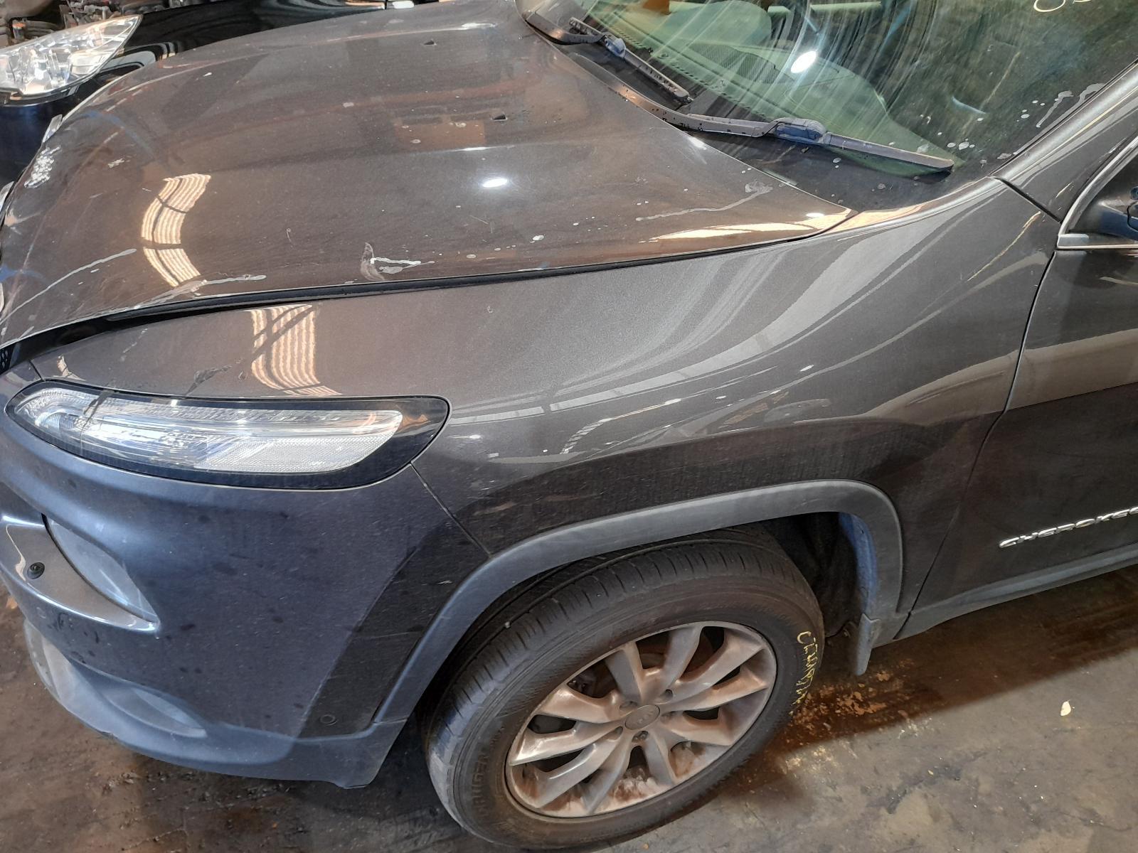 View Auto part Left Guard Jeep Cherokee 2014