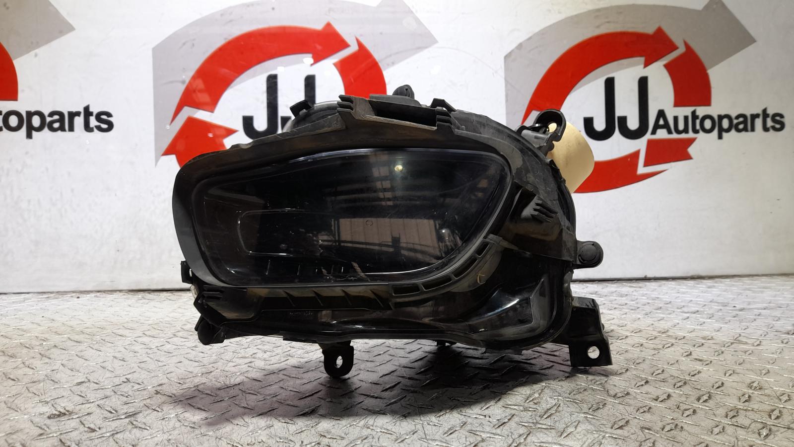 View Auto part Right Headlamp Jeep Cherokee 2014