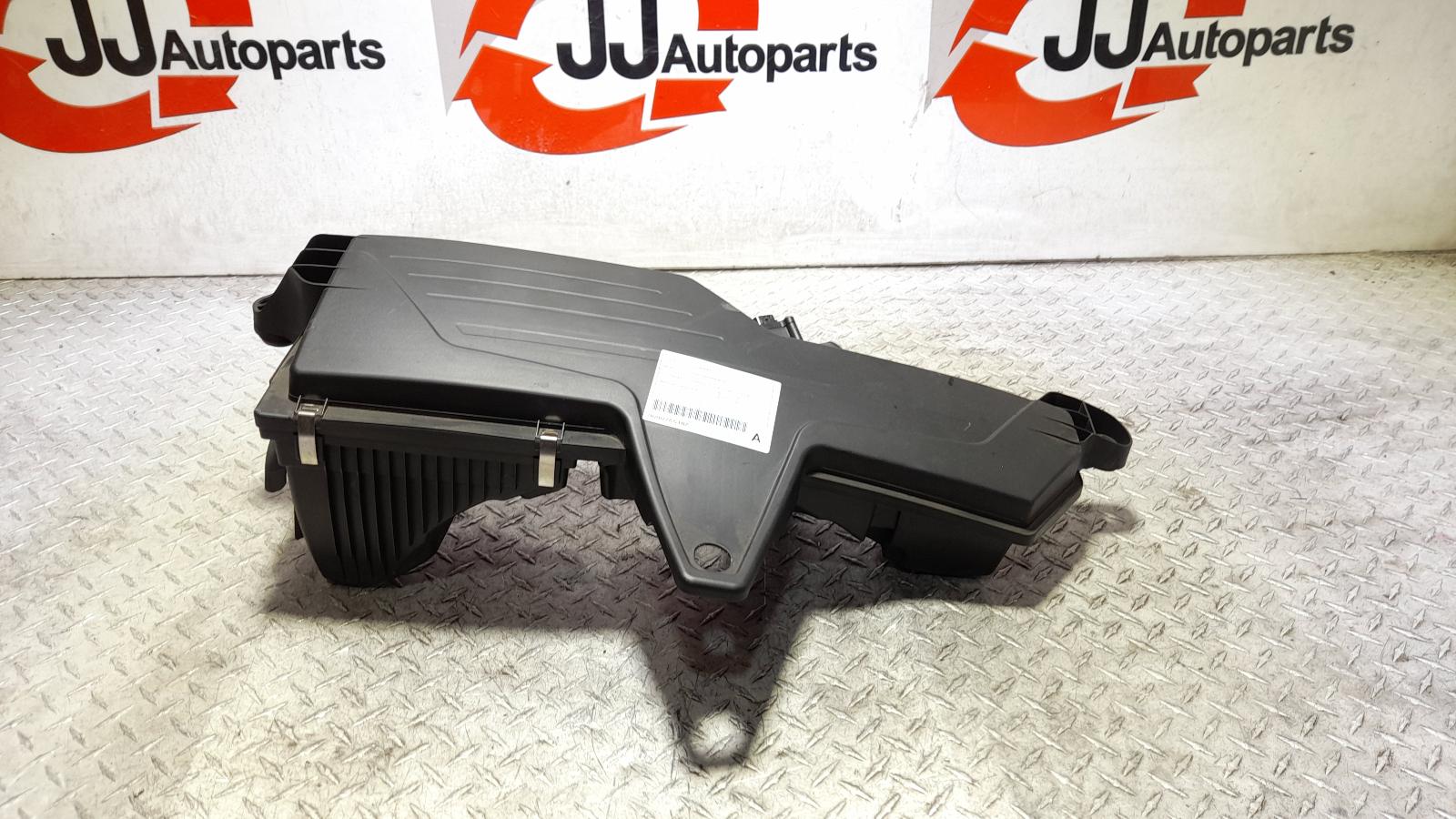 View Auto part Air Cleaner/Box Bmw 3 Series 2014
