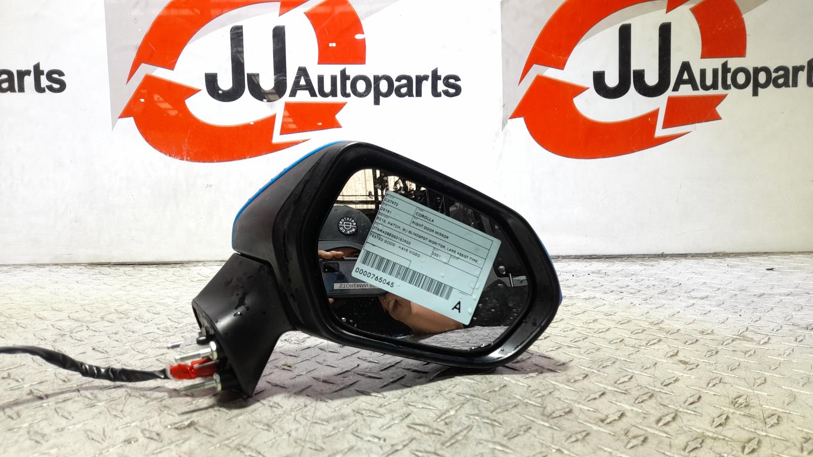 View Auto part Right Door Mirror Toyota Corolla 2021