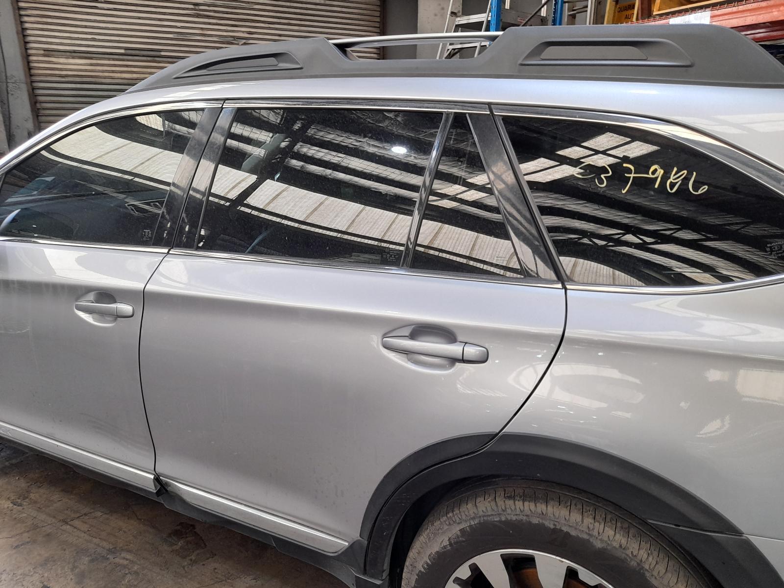 View Auto part Left Rear Door/Sliding Subaru Outback 2015
